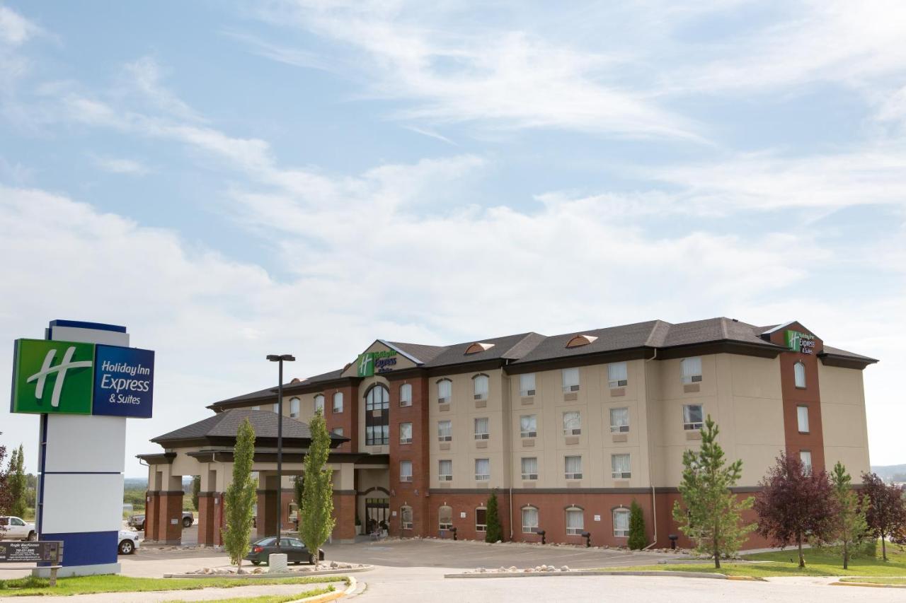 Holiday Inn Express & Suites Drayton Valley By Ihg Eksteriør billede