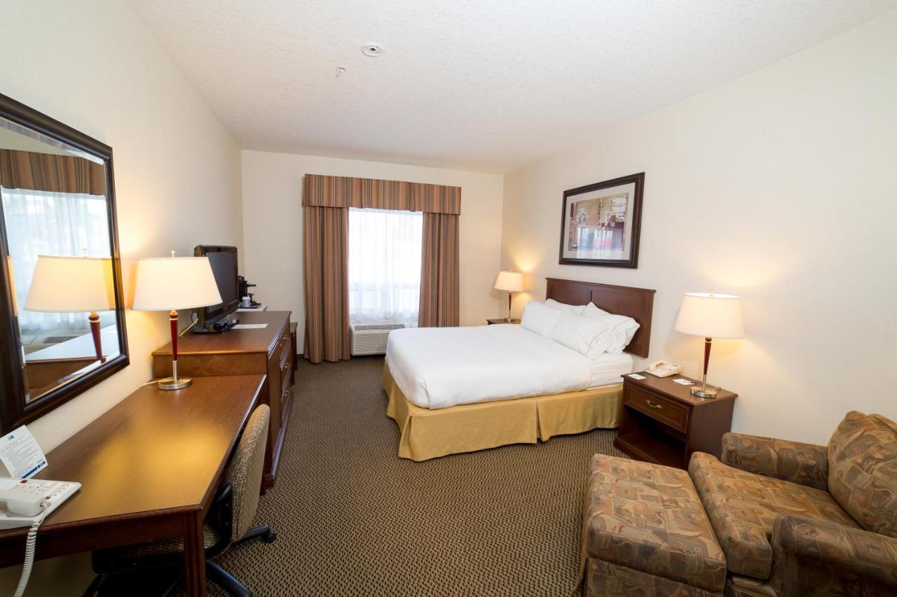 Holiday Inn Express & Suites Drayton Valley By Ihg Eksteriør billede