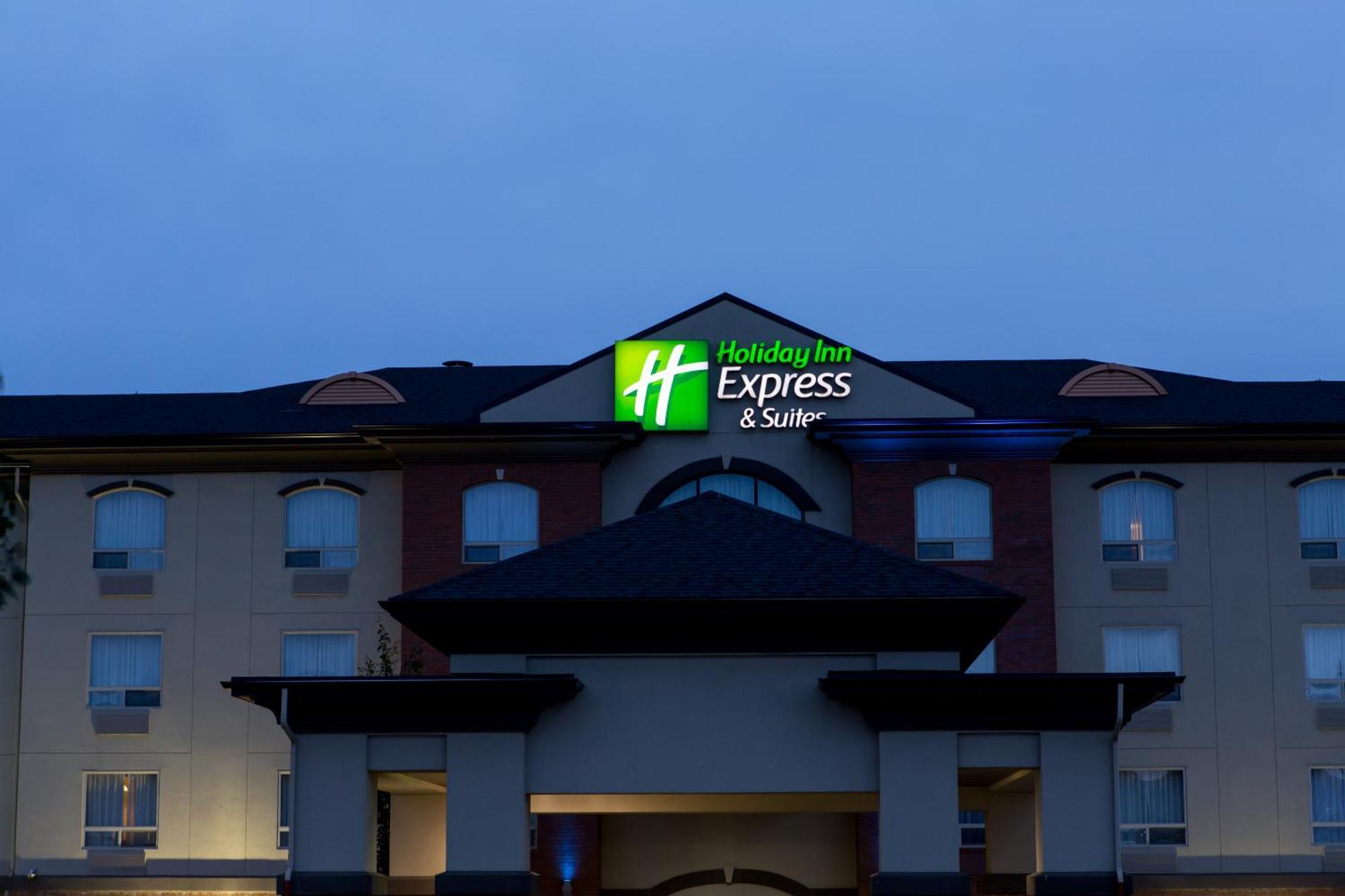 Holiday Inn Express & Suites Drayton Valley By Ihg Eksteriør billede