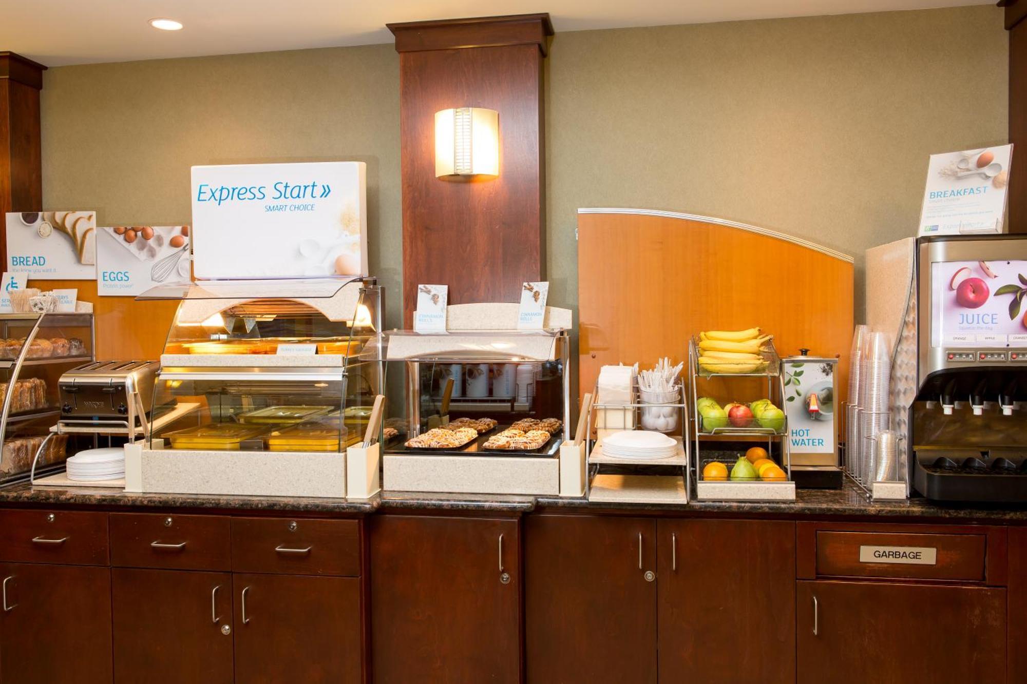 Holiday Inn Express & Suites Drayton Valley By Ihg Eksteriør billede