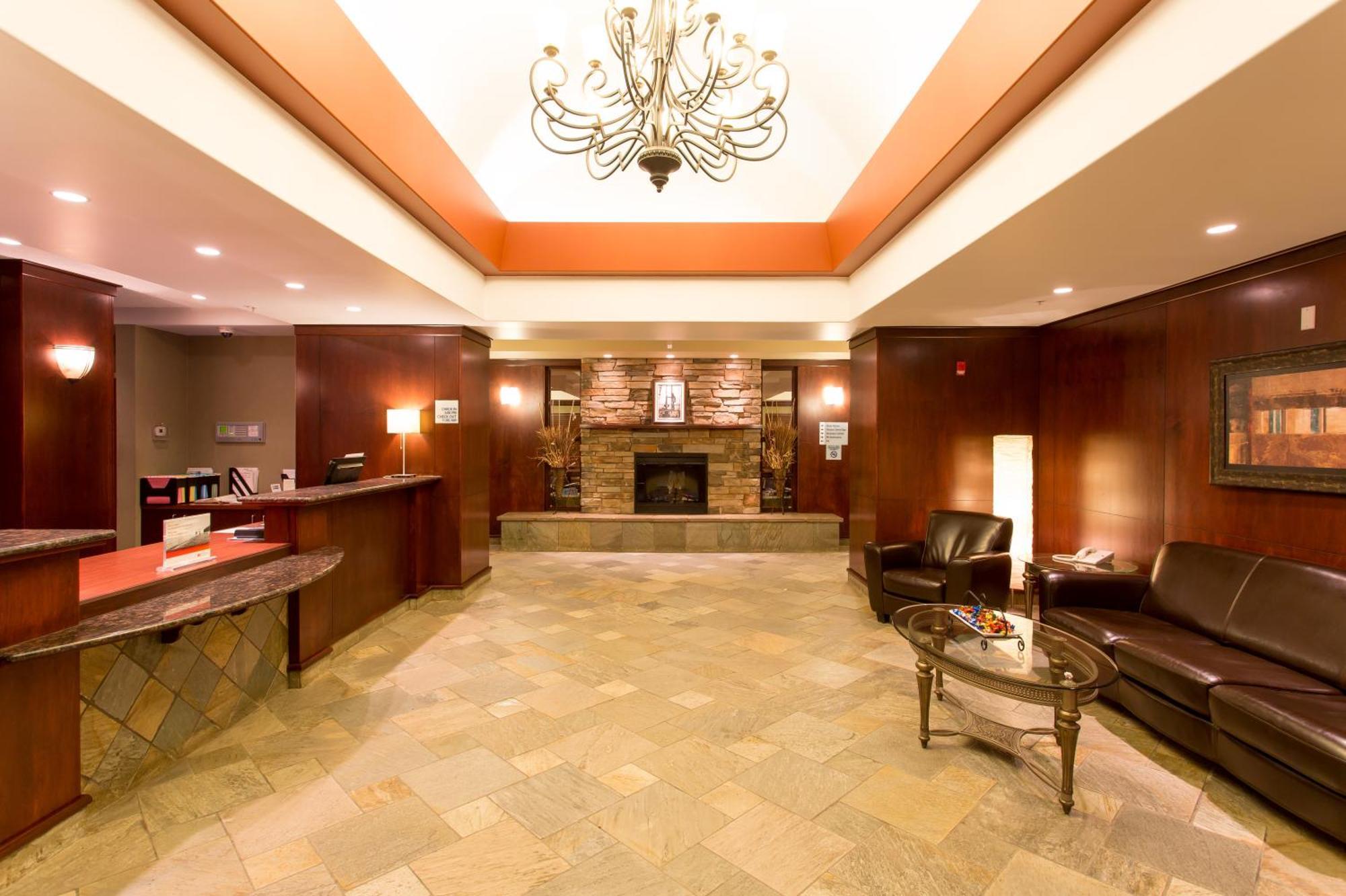 Holiday Inn Express & Suites Drayton Valley By Ihg Eksteriør billede