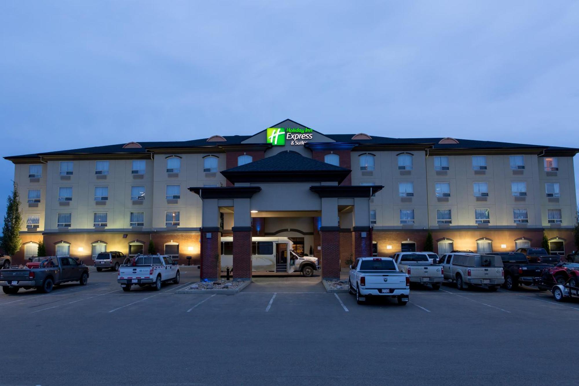 Holiday Inn Express & Suites Drayton Valley By Ihg Eksteriør billede