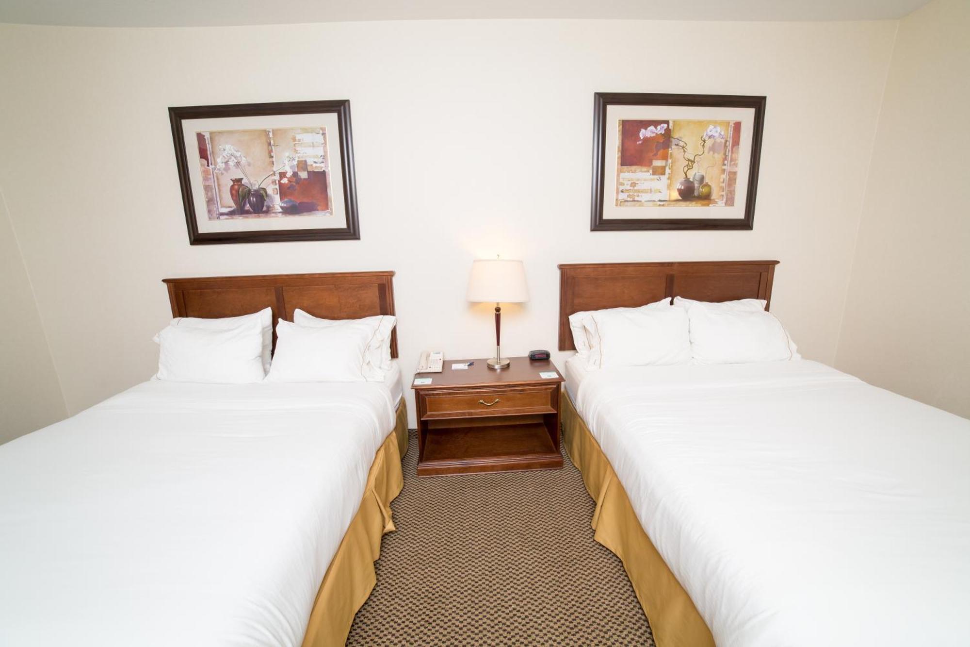 Holiday Inn Express & Suites Drayton Valley By Ihg Eksteriør billede