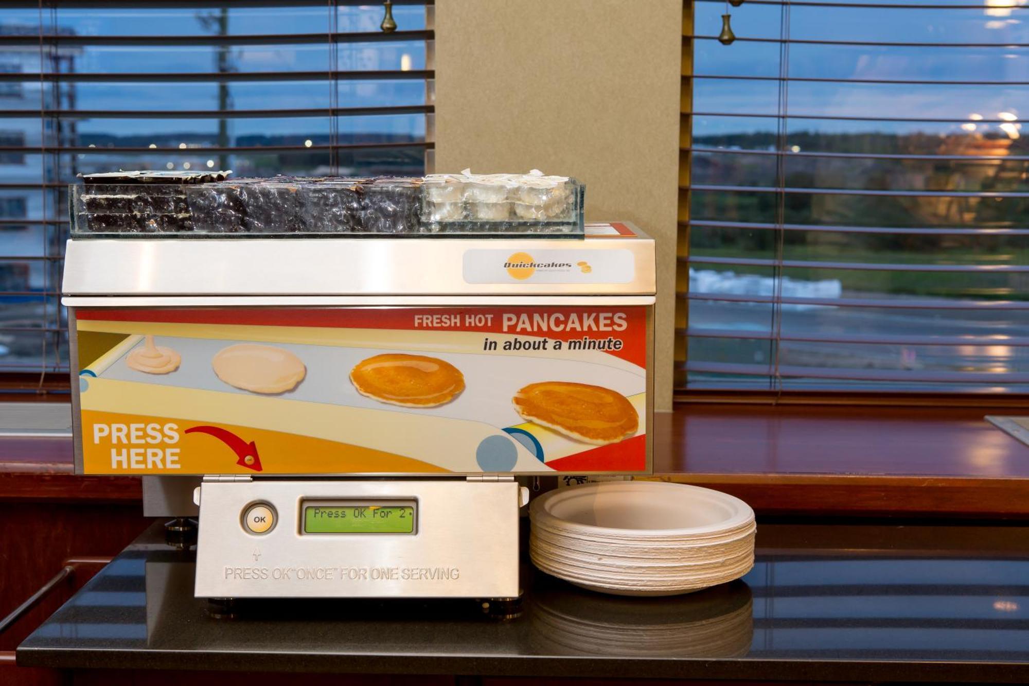 Holiday Inn Express & Suites Drayton Valley By Ihg Eksteriør billede