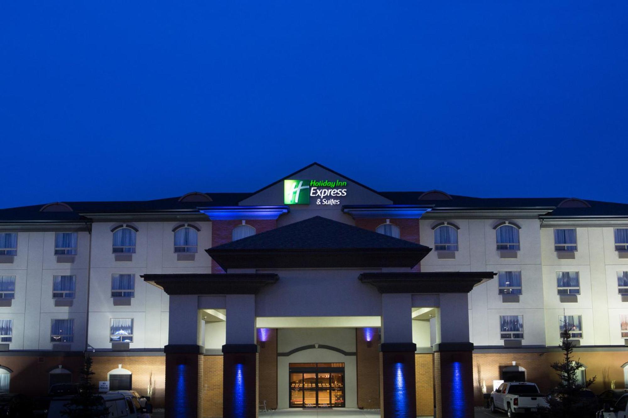 Holiday Inn Express & Suites Drayton Valley By Ihg Eksteriør billede