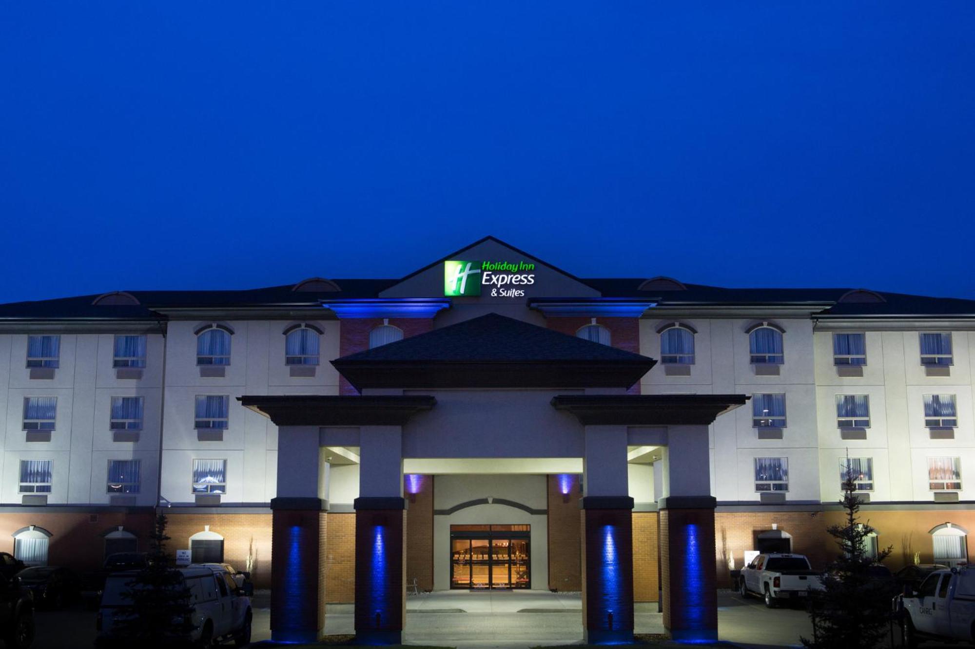 Holiday Inn Express & Suites Drayton Valley By Ihg Eksteriør billede