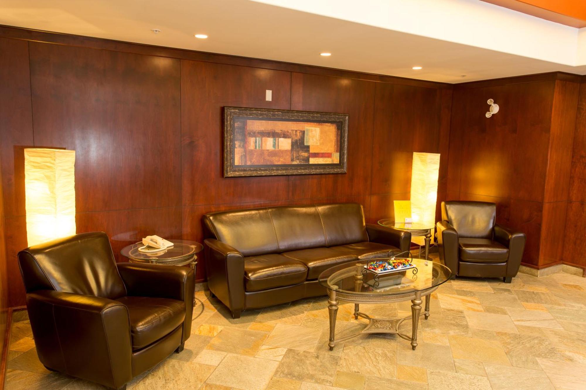 Holiday Inn Express & Suites Drayton Valley By Ihg Eksteriør billede