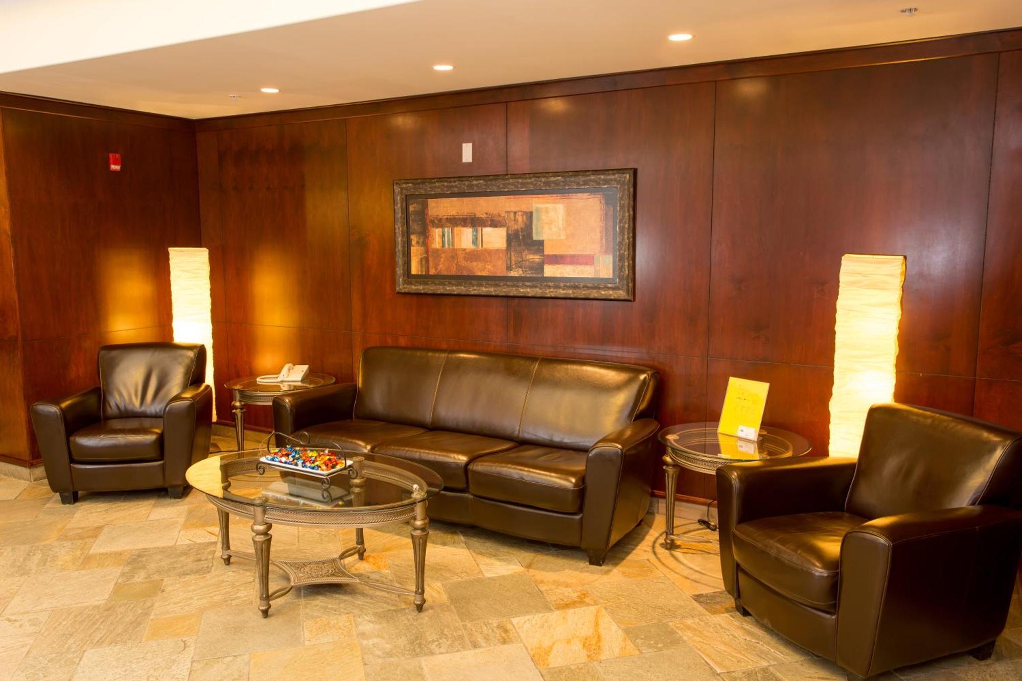 Holiday Inn Express & Suites Drayton Valley By Ihg Eksteriør billede