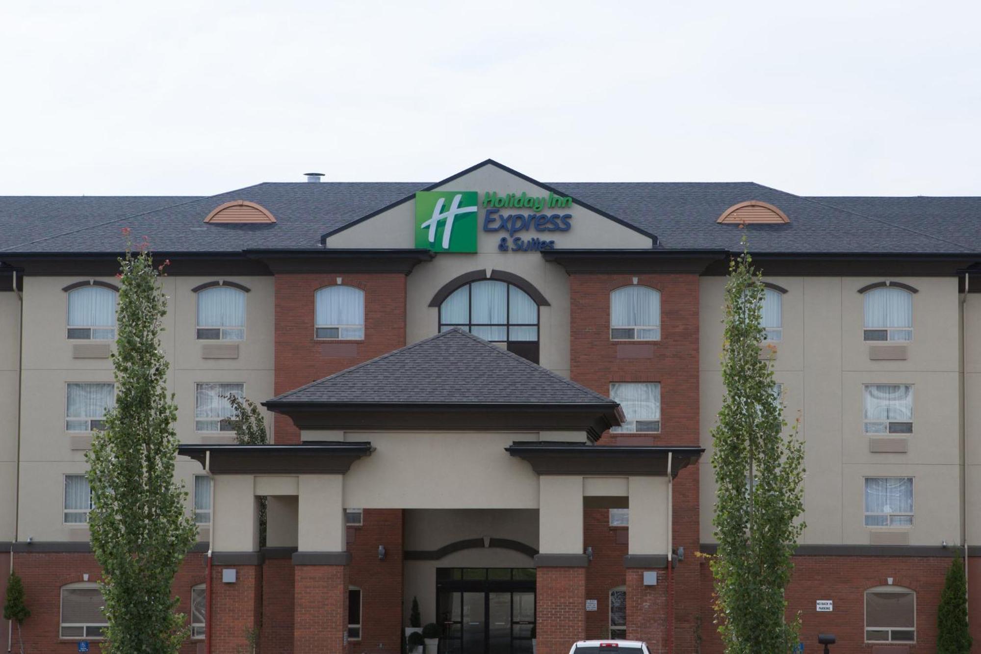Holiday Inn Express & Suites Drayton Valley By Ihg Eksteriør billede